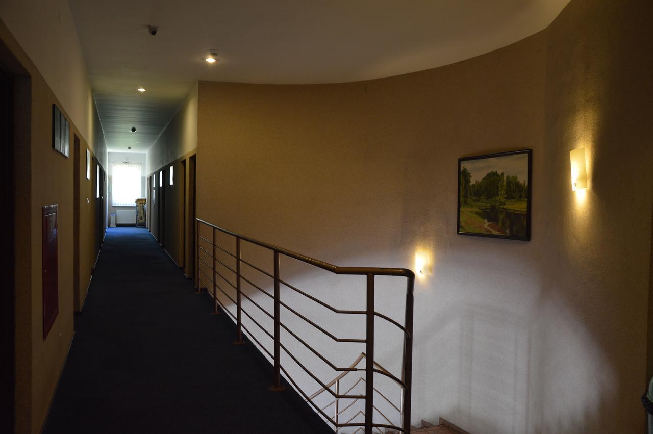 O.W.Bingo Hotel Bieszkowice Kültér fotó
