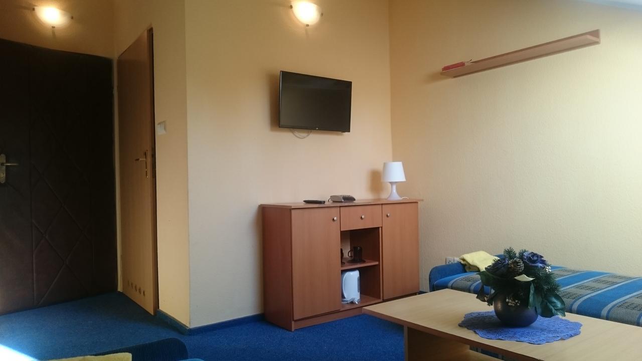 O.W.Bingo Hotel Bieszkowice Kültér fotó